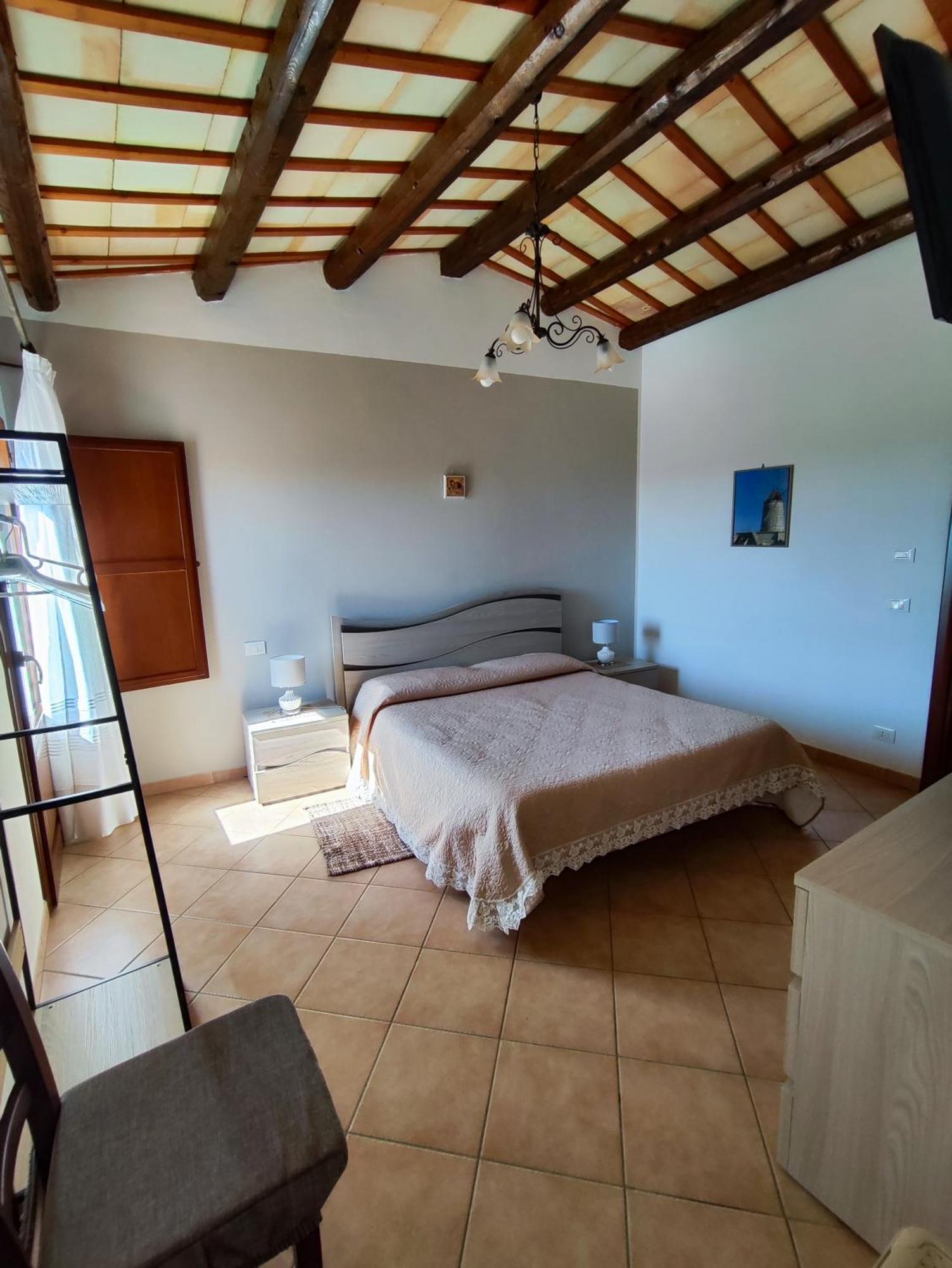 Casolare Nelle Saline Bed & Breakfast Torre Nubia ภายนอก รูปภาพ