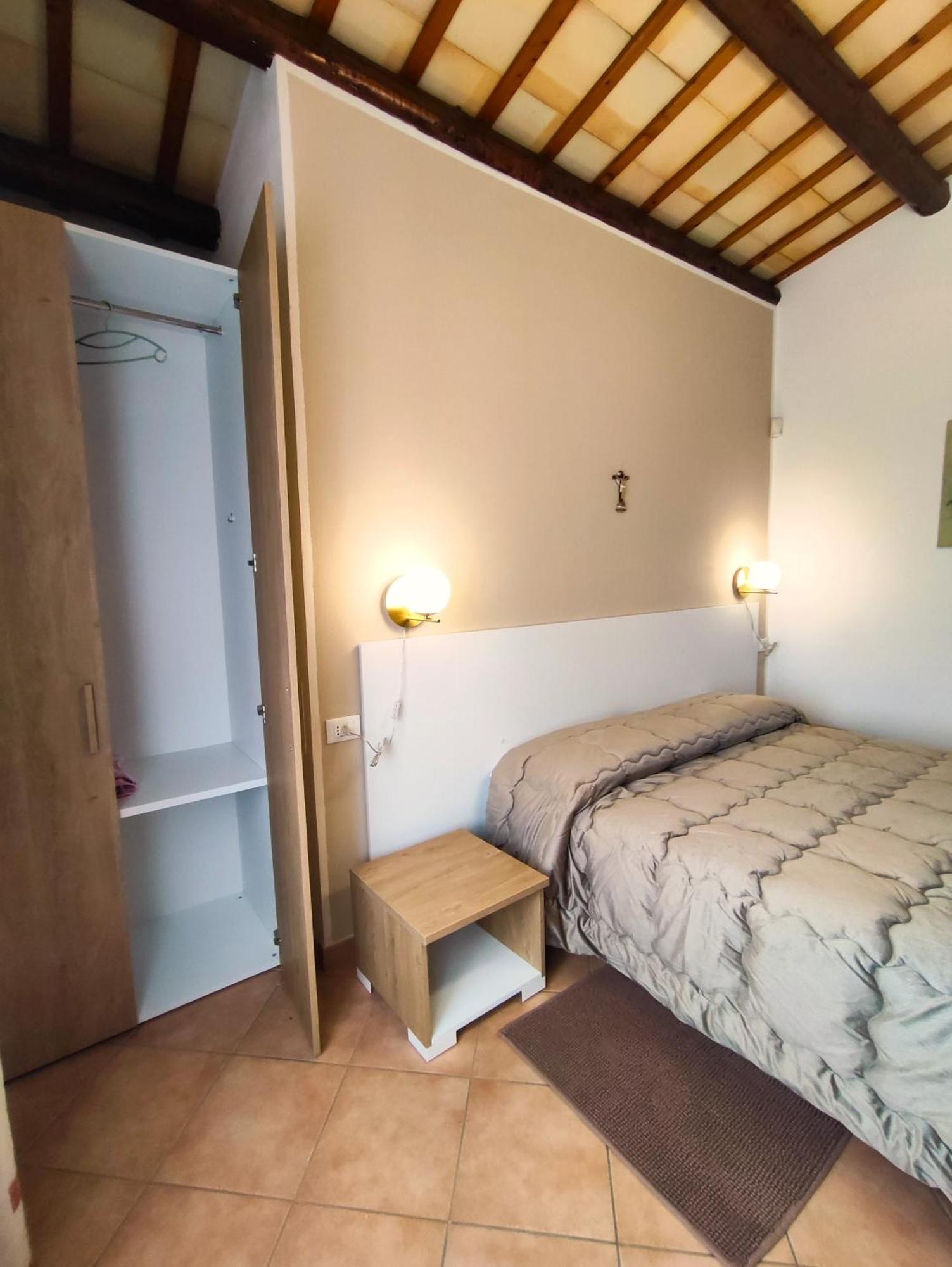 Casolare Nelle Saline Bed & Breakfast Torre Nubia ภายนอก รูปภาพ